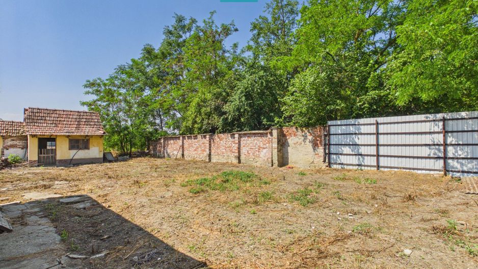 Casă renovată cu 3 camere în Battonya - Poză 3