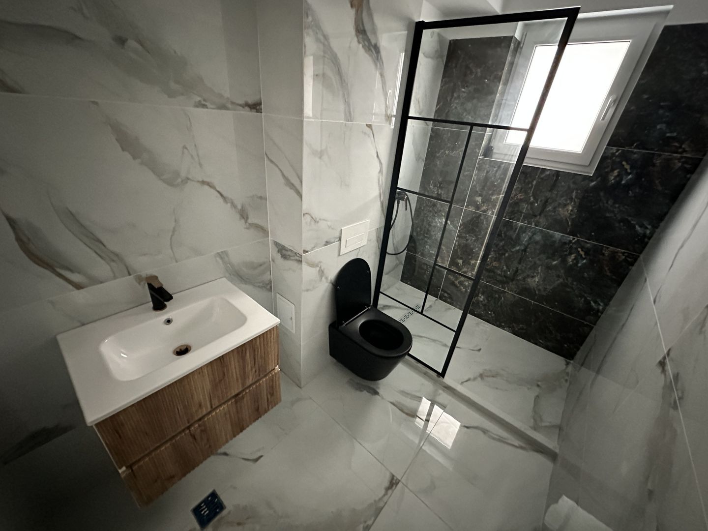 CASA INDIVIDUALA SMART - SAFIRULUI, TOATE UTILITATILE, COMISION 0% - Poză 3