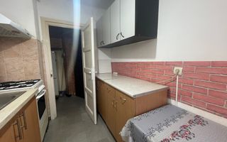 Apartament cu 2 camere in zona centrală - Poză 6