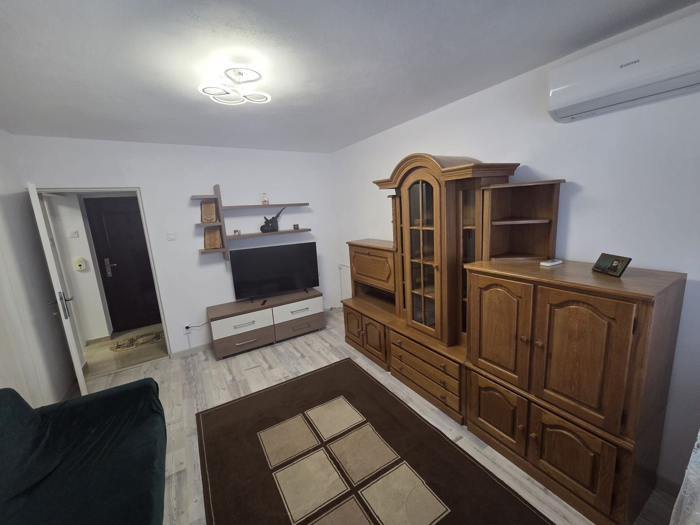 Apartament 2 camere- Valea Rosie - Poză 2