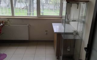 Spațiu Comercial de 188 mp - VAD EXCELENT la Bulevard - Poză 3