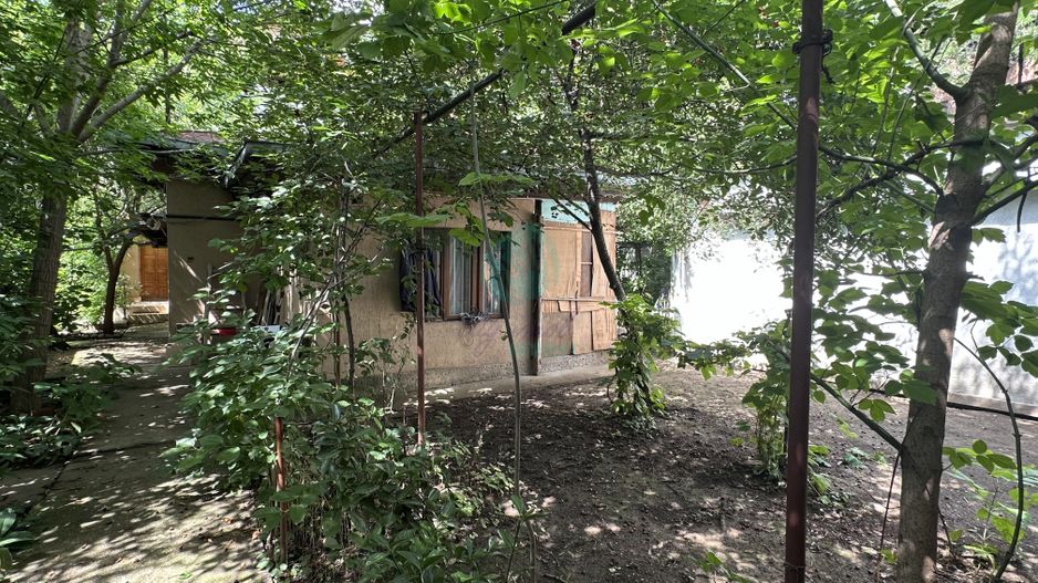 VILA cu potential de reamenajare- Teren 458 mp| - Poză 3