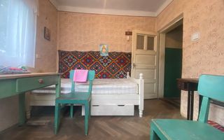 Vanzare casa cu 6 camere in Targoviste - vizavi de Colegiul Carabella - Poză 6
