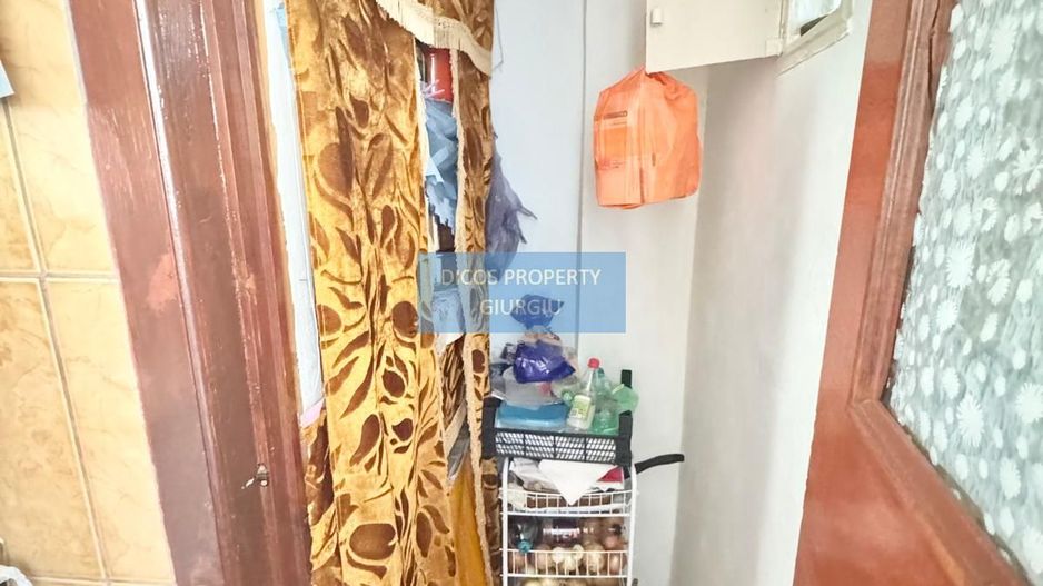 Apartament spațios, 3 camere – Bulevardul CFR, Giurgiu - Poză 9