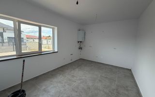 1/2 Duplex 4 Camere, 3 Bai, 2 Balcoane, 431mp Teren - Poză 5
