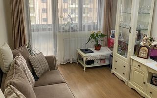Cug -Providenta Etaj 2 Apartament cu 2 Camere Decomandat 52 mp - Poză 2