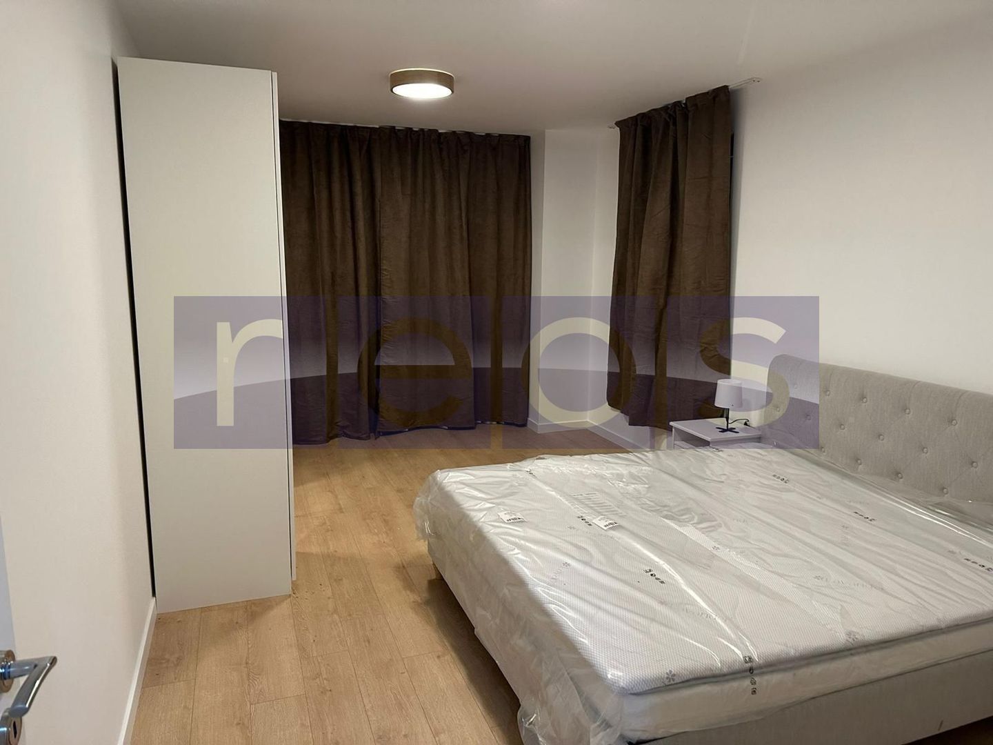 APARTAMENT 3 CAMERE CENTRAL PARK - Poză 10