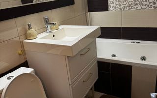 Apartament de 3 camere, 65mp, parcare, zona Albac - Poză 9