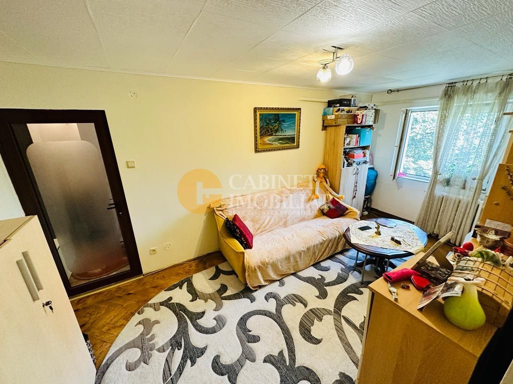 Rond Podu Ros - Apartament 2 Camere - Bloc Fara Risc - Poză 2