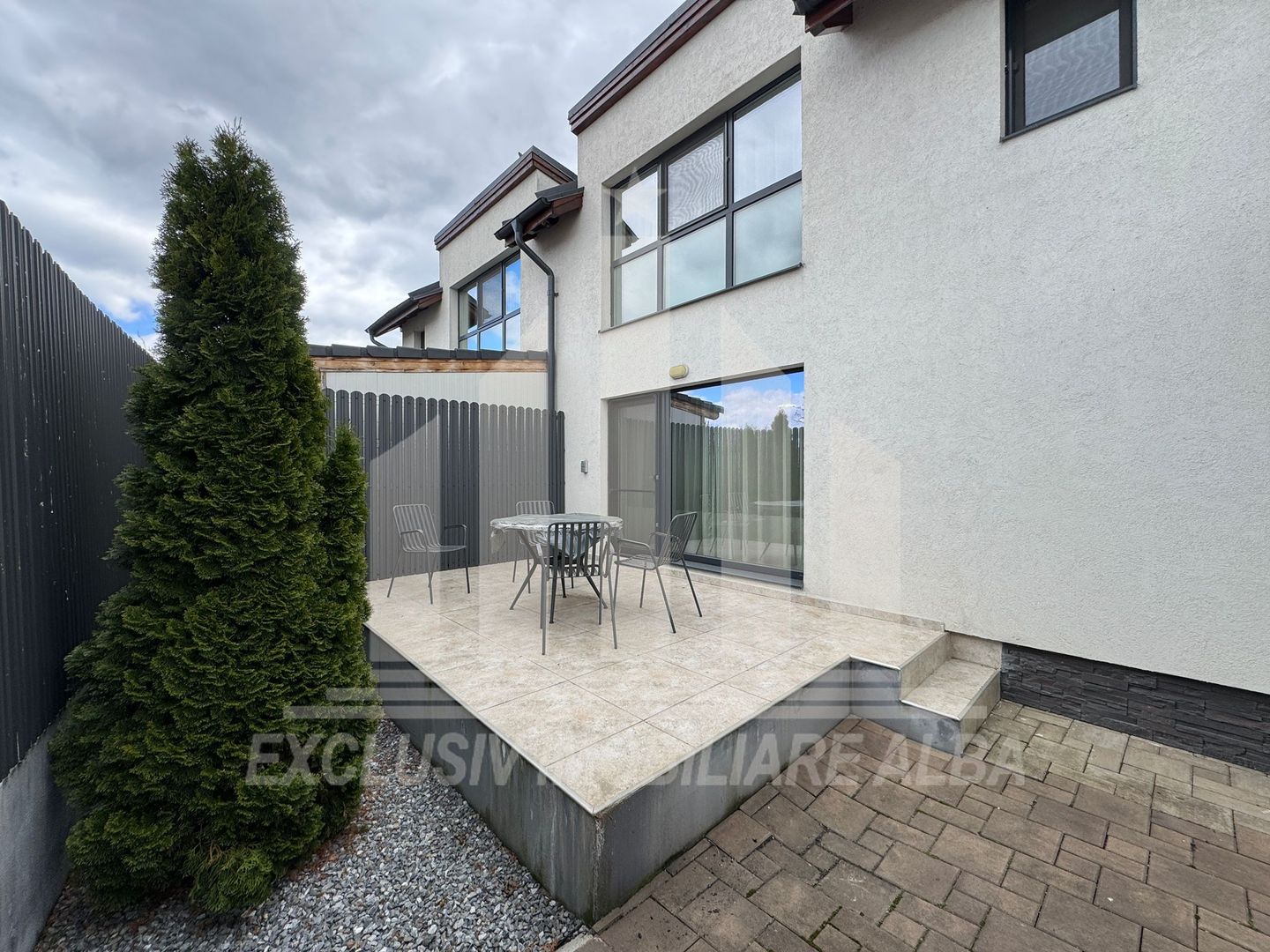 Casa tip duplex | De vanzare | 120 mp | 208 mp teren | Barabant - Poză 11