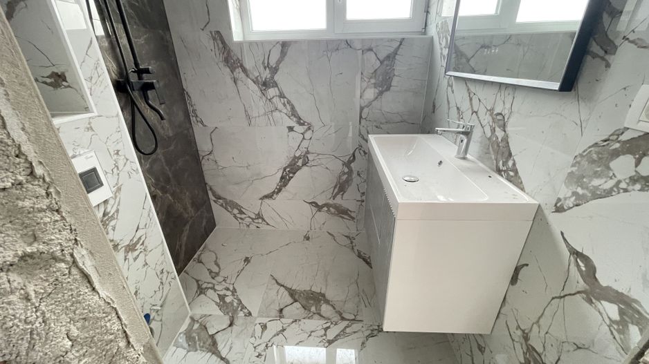 Casa de familie in zona rezidentiala - Poză 19