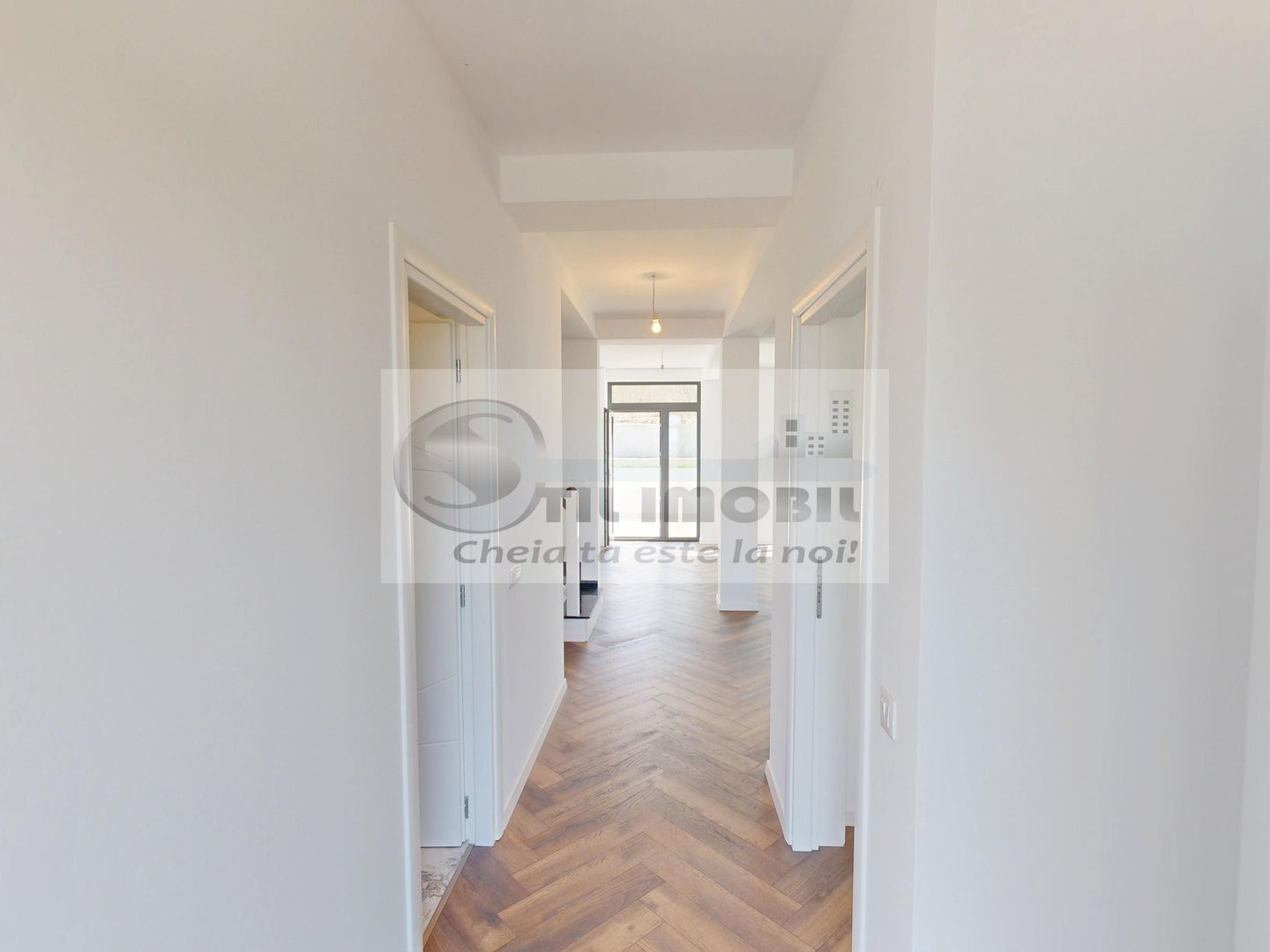 Vilă premium P+1 cu design modern, finisaje de top-310000 € - Poză 12