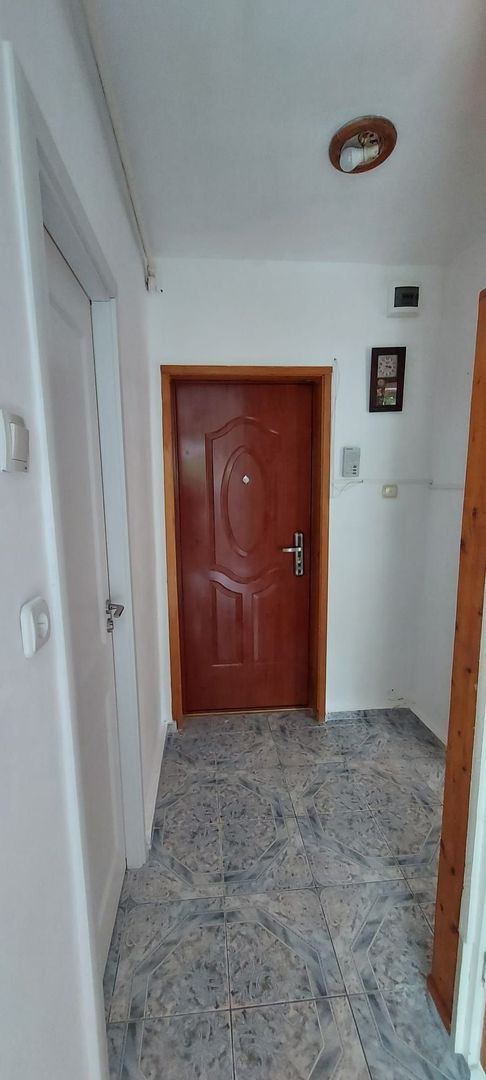 Parcul Trandafirilor, garsoniera in bloc de apartamente, loc parcare - Poză 15