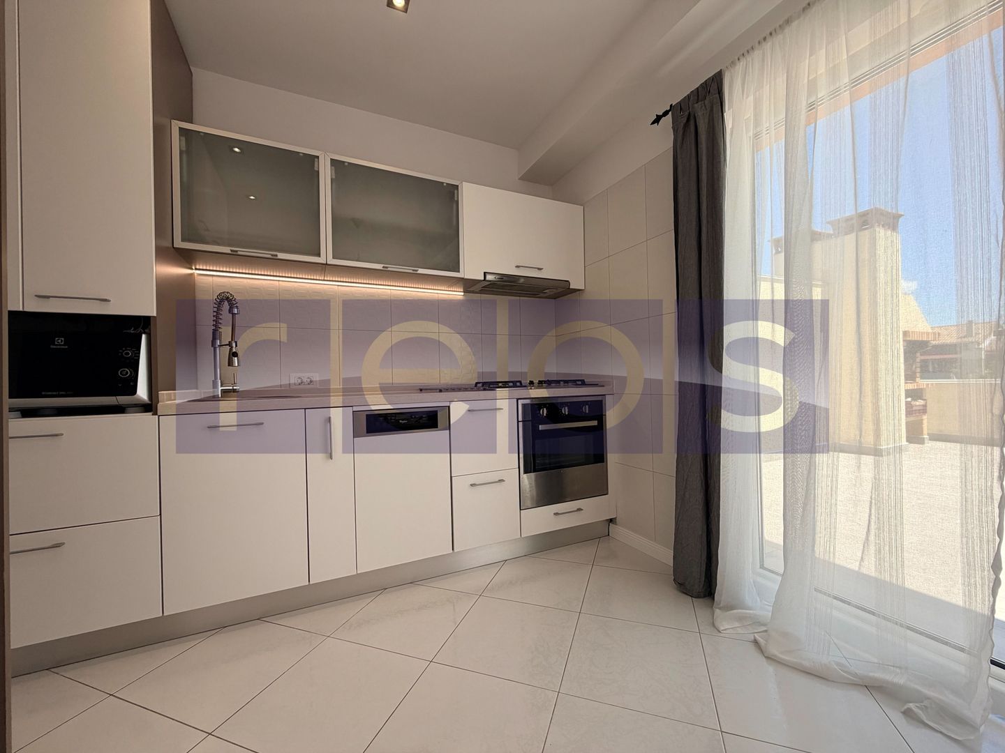VANZARE 3 CAMERE PREMIUM | TERASA 40 MP | IBIZA SOL PIPERA | 2 PARCARI SUBTERANE - Poză 17