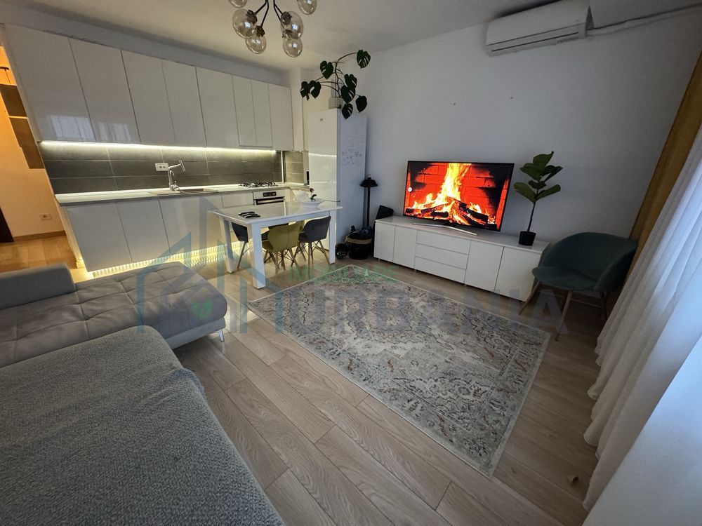 proprietar - inchiriez apartament 3 camere + loc parcare privat - Poză 1