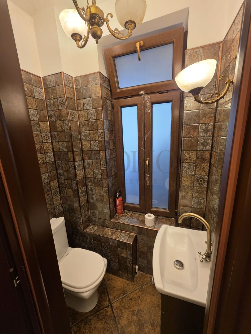 Casa/ Vila Spatiu firma | Sediu | Activitati comerciale | Piata Unirii - Poză 6