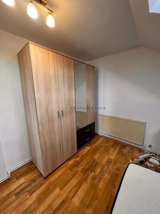Ocazie! Apartament la mansarda 45 mp utili plus balcon, Valea Aurie - Poză 3