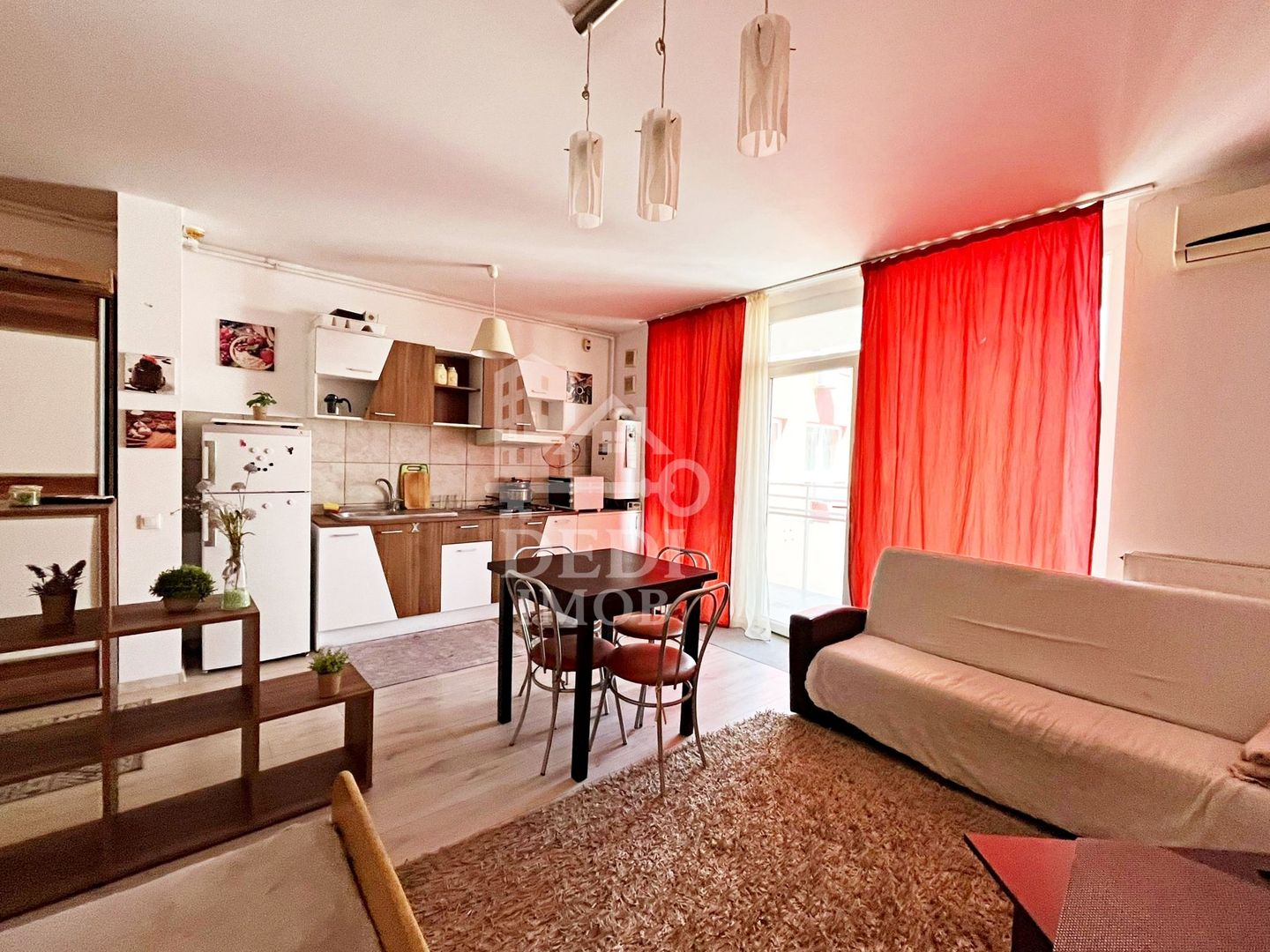 Apartament 1 camere de vânzare in zona Centrala Ared, Oradea - Poză 1