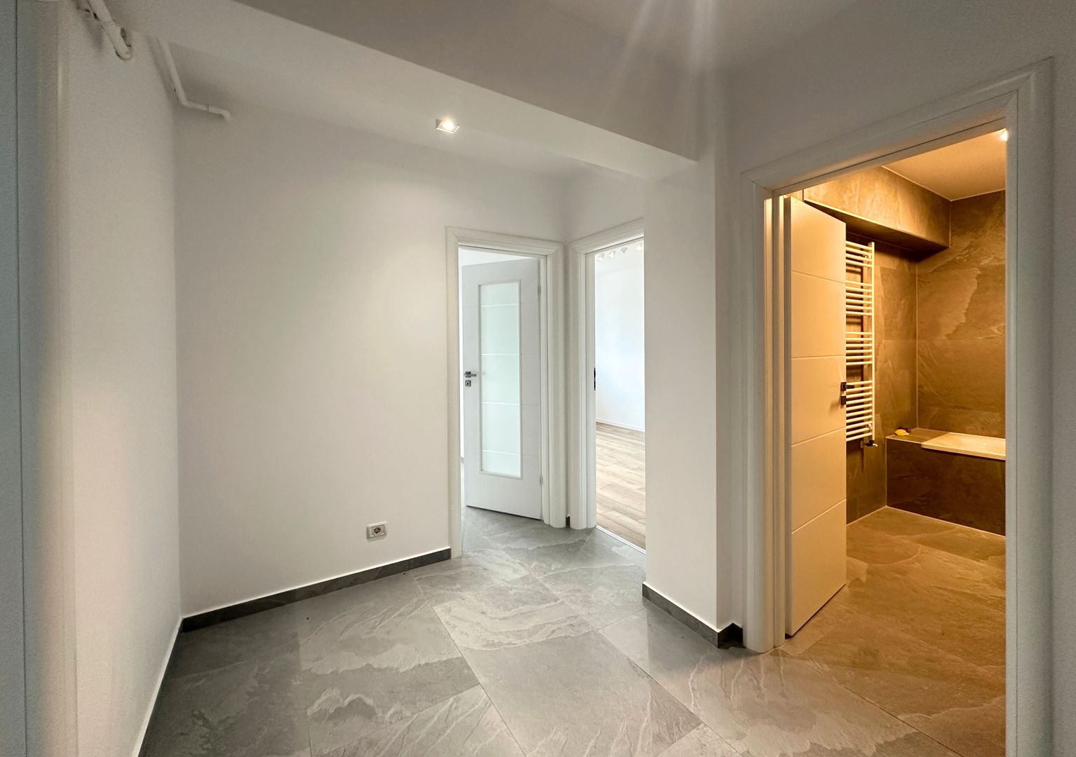 Vânzare 2 camere în complexul rezidențial Vivamus Park Residence - Poză 4