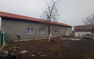 Casa Individuala Suprafete Generoase, Teren Mare, La Rosu - Poză 3