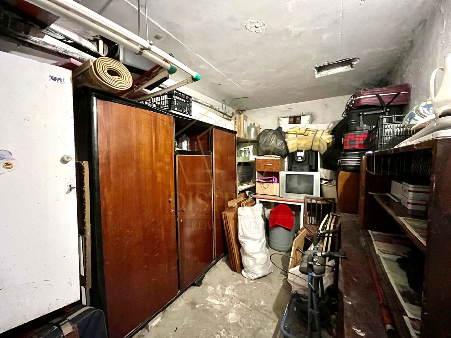 Apartament cu 2 camere și boxa | Dâmbovița | Restaurant Nora - Poză 10