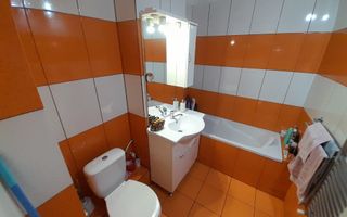 Apartament 4 camere,decomandat,78mp,zona Imparatu Traian . - Poză 8