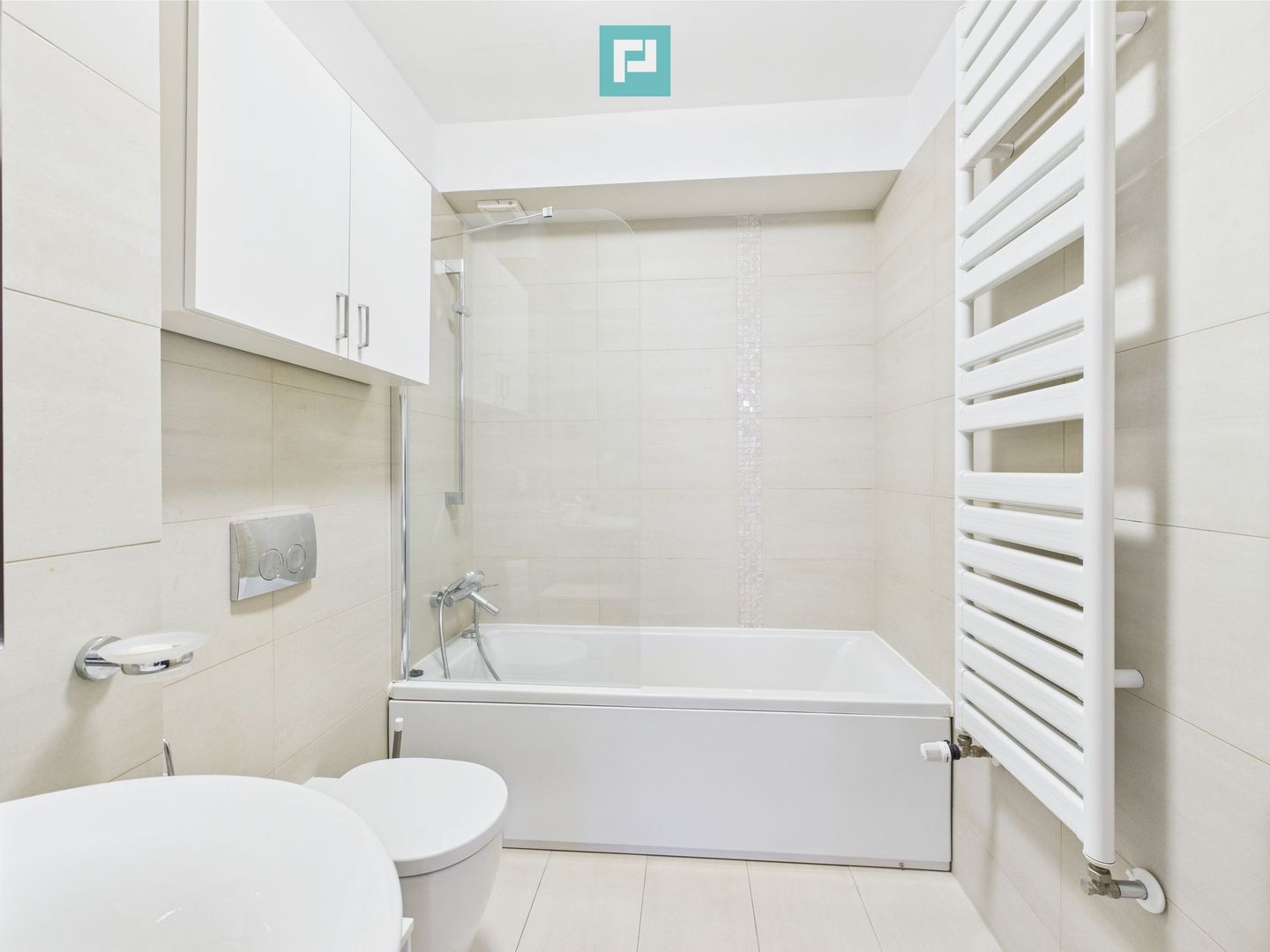 Apartament deosebit, cu 4 camere, pe Șoseaua Nordului - Poză 9