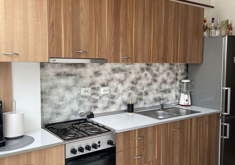 Apartament 2 camere decomandate.Florești Central, ideal locuință sau i - Poză 1