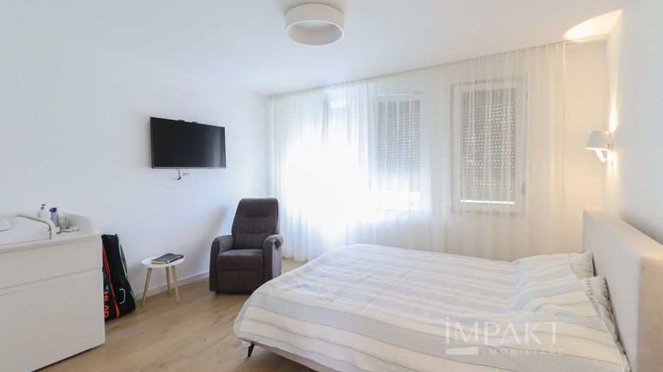 Casa cuplata minunata de vanzare, situata in cartier Voronet! - Poză 16