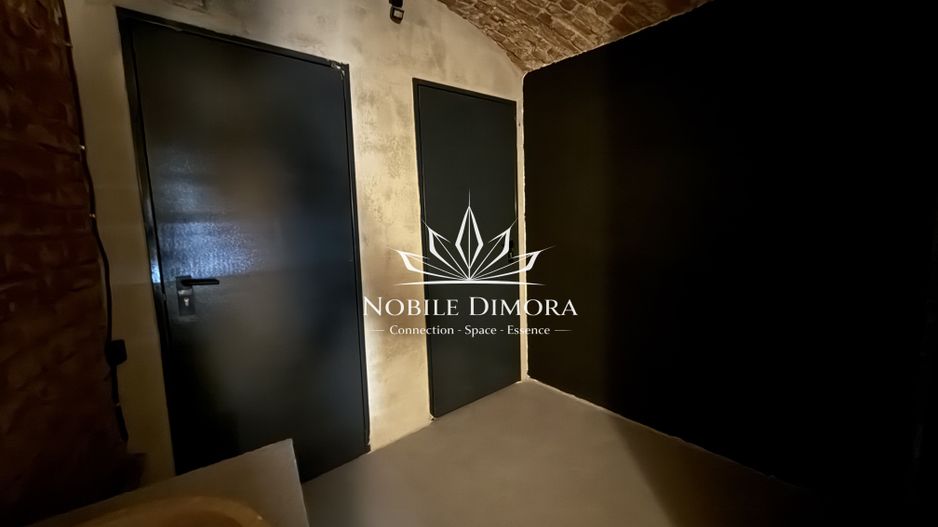 SAD - Spatiu comercial central de 160mp in Arad - ideal: crama, cafenea, magazin - Poză 10