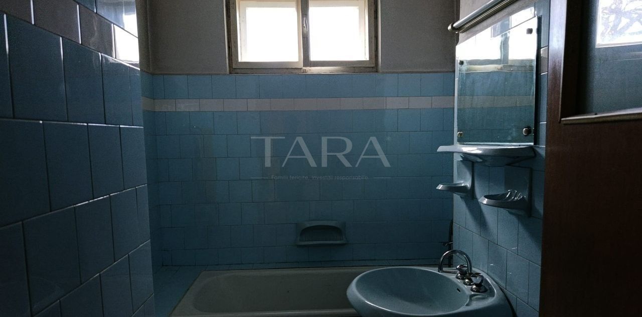 Apartament generos cu 4 camere și garaj inclus, zona Centrala - Poză 7