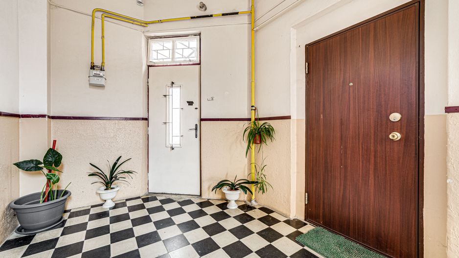 Preț redus! Apartament la casă, în centru - Poză 7