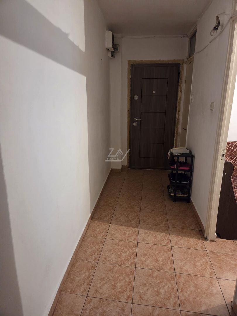 Direct proprietar. Etaj 1. Decomandat. - Poză 12