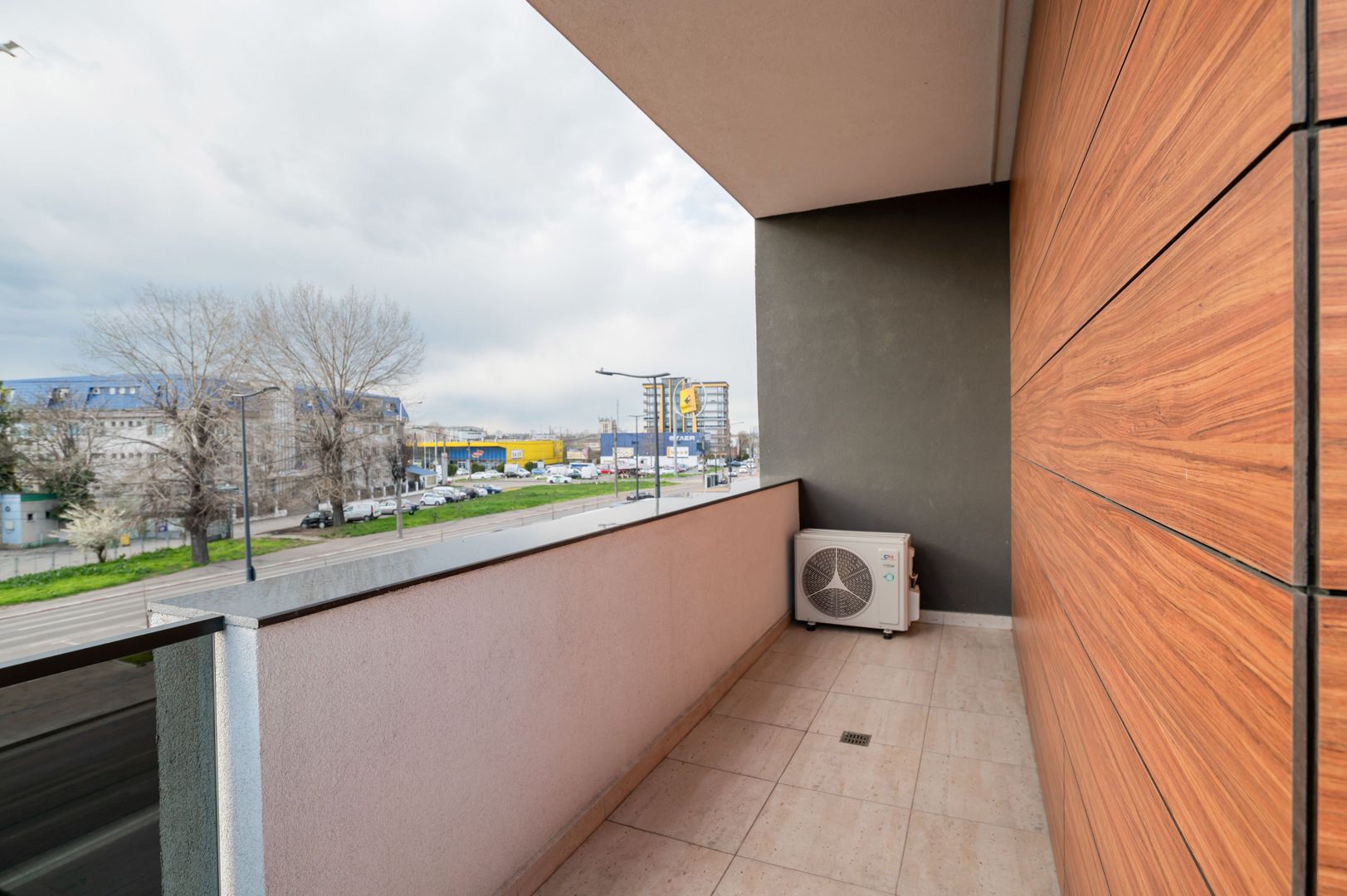 NOU! Spatii de birouri premium de inchiriat | Bdul 1 Mai | Parcare - Poză 16