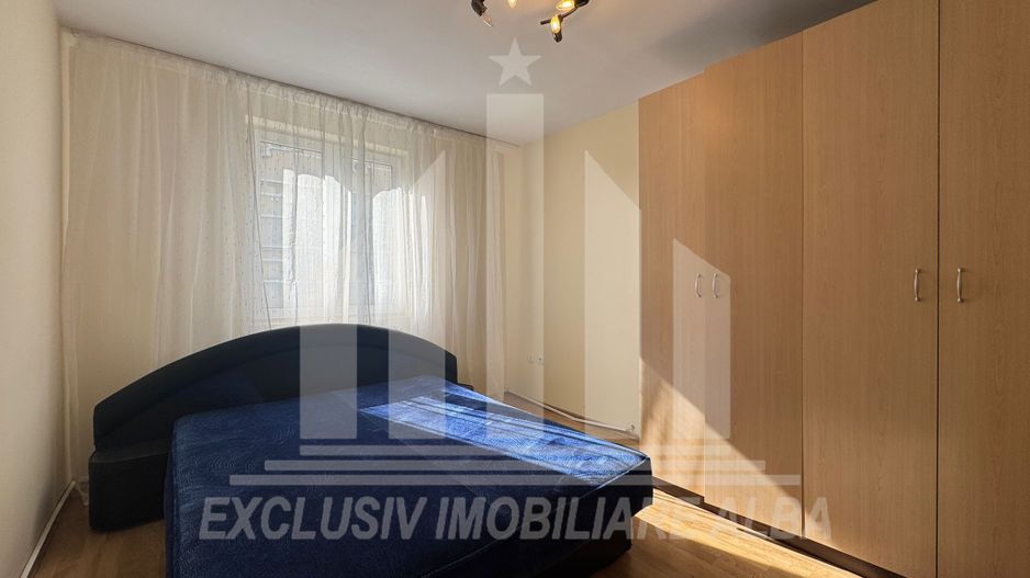 Apartament cu 3 camere decomandate de vanzare, Cetate - Poză 6