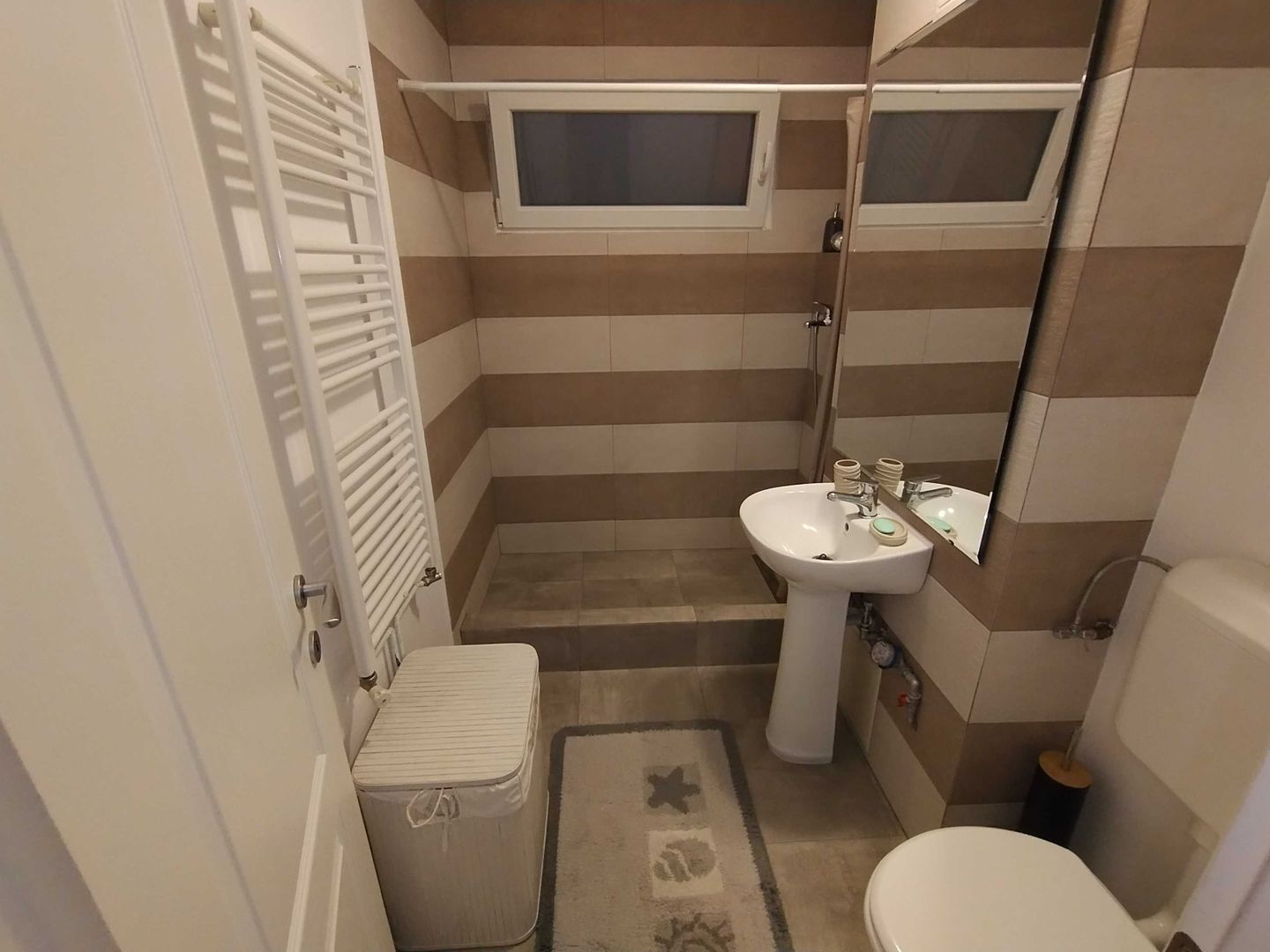 Medicina | 2 Camere | Etaj 1 | Centrala Proprie - Poză 6