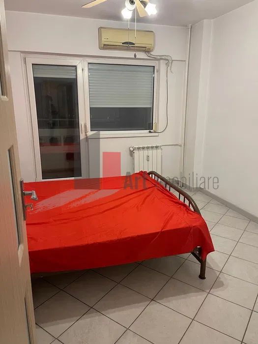 Apartament Piata Unirii, 2 cam, et 6/8, 3 balcoane - Poză 4