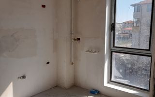 COMPOZITORI (COD 01) Garsoniera la „alb„ cu loc de parcare! - Poză 4