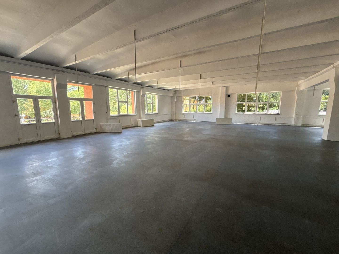 Clădire D+P+1 de închiriat – producție, activități comerciale s.a. - Poză 5