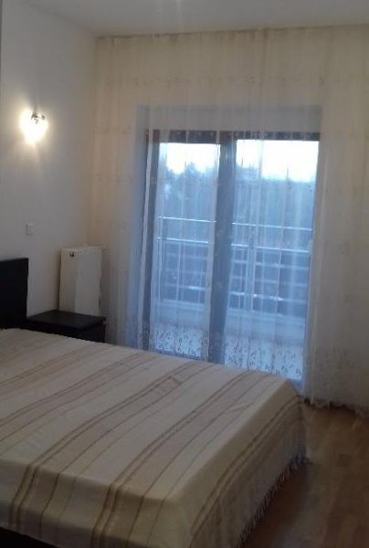 Închiriez apartament 3 camere cu acces la piscina Aleea Privighetorilor - Poză 8