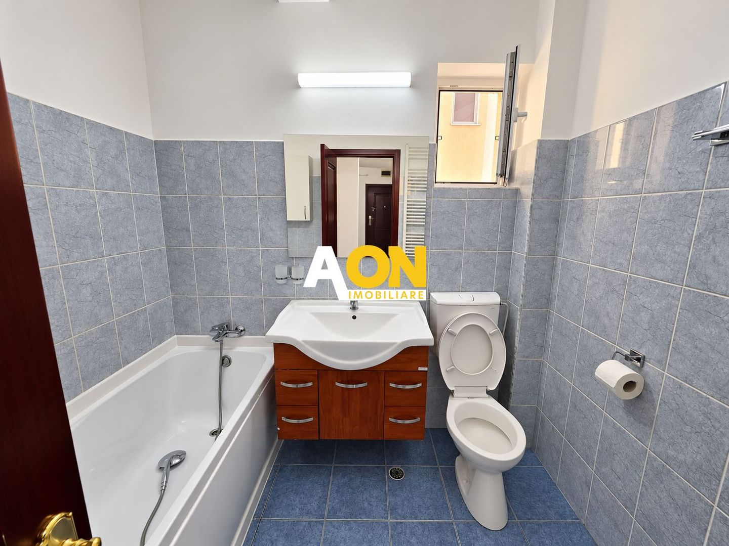 Apartament 2 camere, 2 balcoane, etaj 1, mobilat, zona Kaufland Cetate - Poză 7
