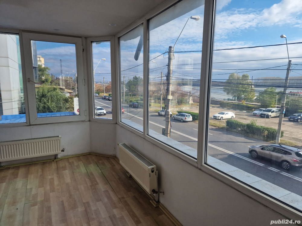 Apartament 4 camere | Zona Port | Vedere directă la Dunăre - Poză 1