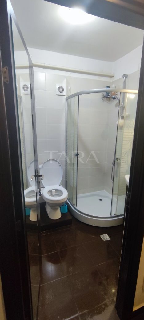 Garsonieră 23 mp,cu parcare inclusă-Zona Regal - Poză 8