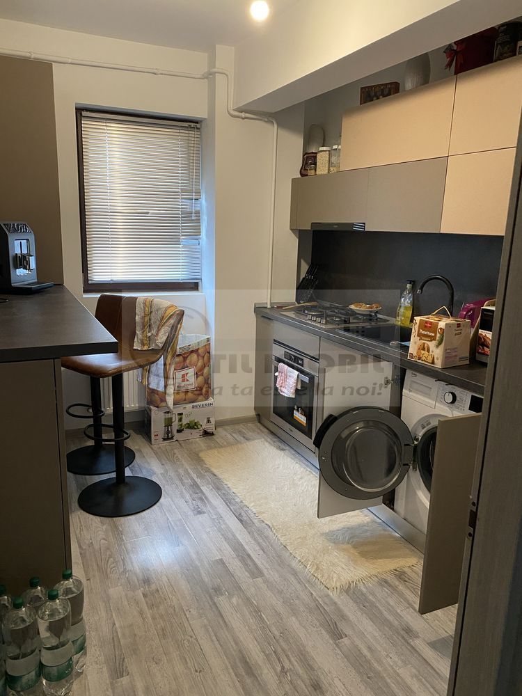 Apartament cu 2 camere, 61.6 mp - Zona 5 Drumuri - loc de parcare ! - Poză 5