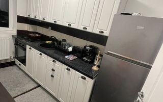 Apartament 3 camere, Bucium, cu boxă și curte proprie - Poză 1