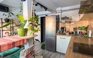 Apartament 2 camere - Domenii, etaj 2/2, centrala noua, curte, boxă, pod. - Poză 8