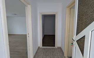 Spatiu de birouri de 70mp, curte proprie 450mp, parcare, Someseni - Poză 6