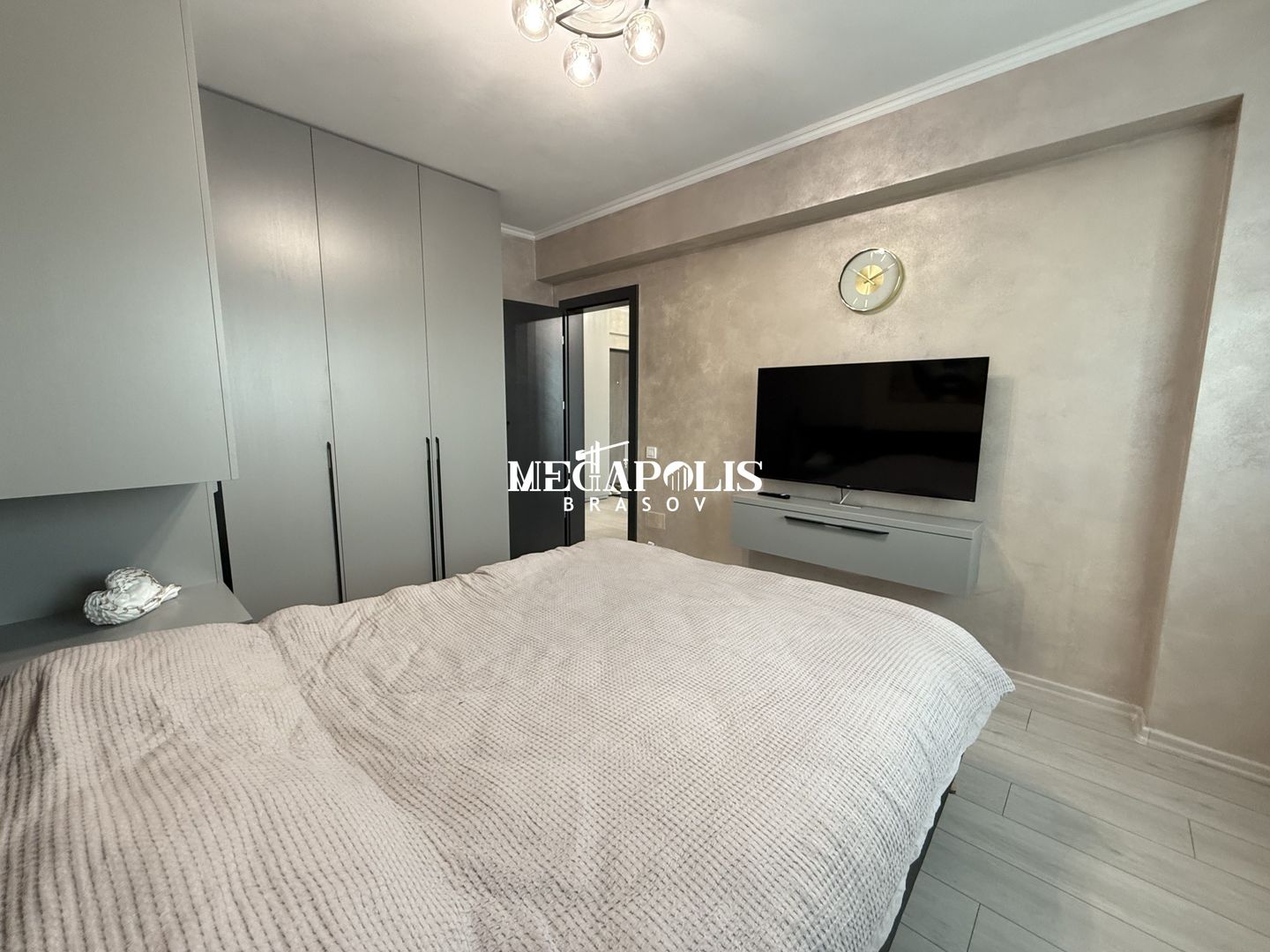 🏡 Studio de lux | Soho Residence Brașov | 47 mp + balcon 8 mp | 550 € - Poză 3