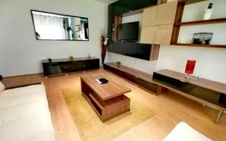 Apartament 3 camere, etaj 1, aproape de Facultate, zona Micalaca - Poză 3