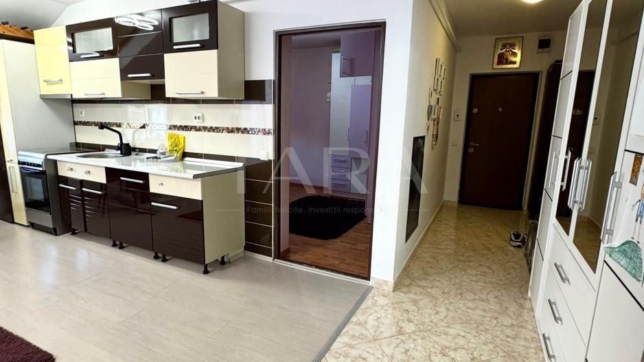 Apartament zona Florilor, parcare inclusa, disponibil imediat. - Poză 1